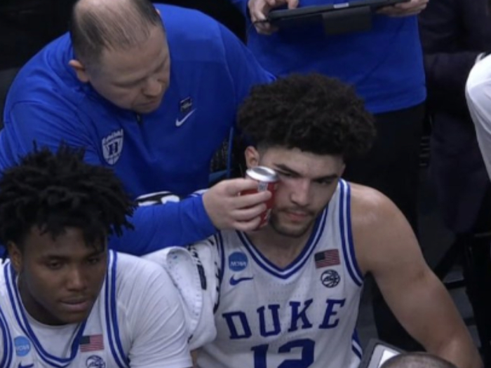 康涅狄格逆转杜克晋级四强 医疗资源分配引热议