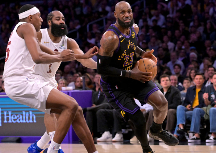 传奇老将高阶数据依旧耀眼 詹姆斯杜兰特库里领