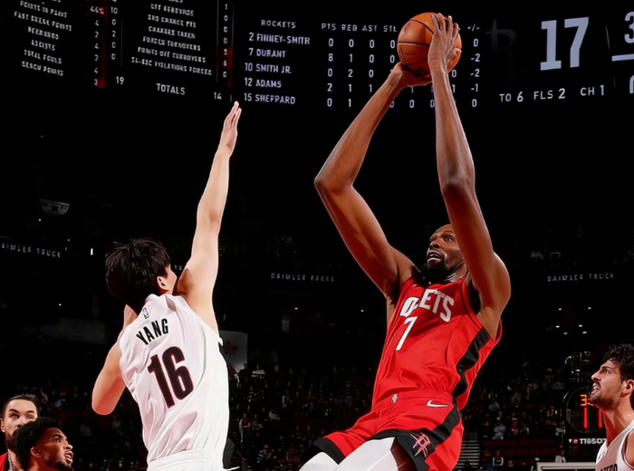 传奇老将高阶数据依旧耀眼 詹姆斯杜兰特库里领