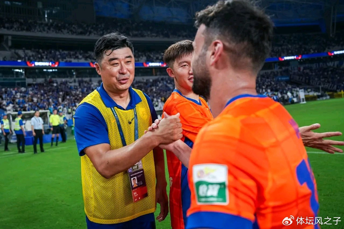 山东泰山两连败陷信任危机 卡扎伊什维利高薪续