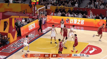 深晋大战裁判争议判罚引舆论怒斥